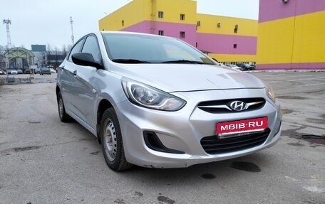 Hyundai Solaris II рестайлинг, 2014 год, 750 000 рублей, 6 фотография