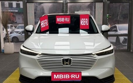 Honda Vezel, 2023 год, 1 800 000 рублей, 2 фотография