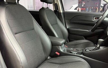 Honda Vezel, 2023 год, 1 800 000 рублей, 14 фотография