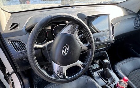 Hyundai ix35 I рестайлинг, 2012 год, 699 000 рублей, 6 фотография