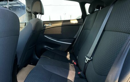 Hyundai Solaris II рестайлинг, 2012 год, 749 000 рублей, 24 фотография