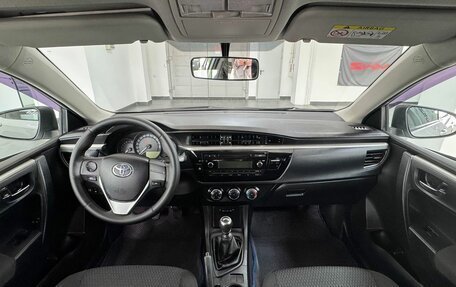 Toyota Corolla, 2013 год, 1 369 000 рублей, 10 фотография
