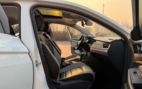 Volkswagen Bora, 2023 год, 1 330 000 рублей, 12 фотография