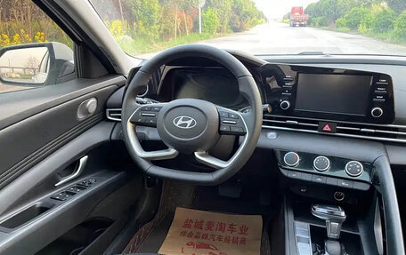 Hyundai Elantra, 2023 год, 1 510 000 рублей, 7 фотография