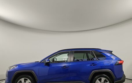 Toyota RAV4, 2022 год, 3 499 000 рублей, 8 фотография