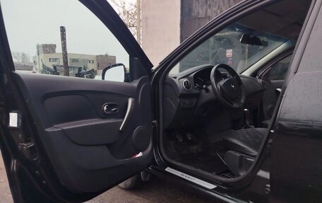 Renault Sandero II рестайлинг, 2015 год, 900 000 рублей, 6 фотография