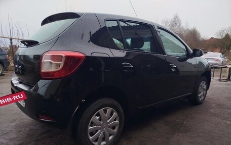 Renault Sandero II рестайлинг, 2015 год, 900 000 рублей, 11 фотография