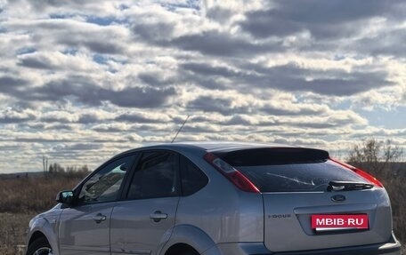 Ford Focus II рестайлинг, 2006 год, 439 000 рублей, 2 фотография