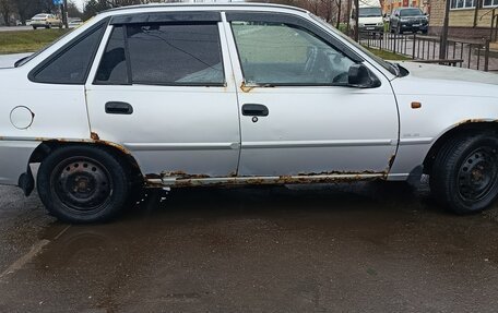 Daewoo Nexia I рестайлинг, 2012 год, 115 000 рублей, 4 фотография