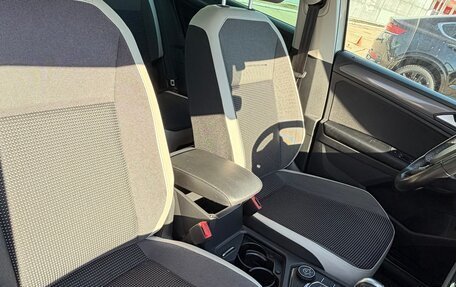 Volkswagen Tiguan II, 2019 год, 2 650 000 рублей, 29 фотография