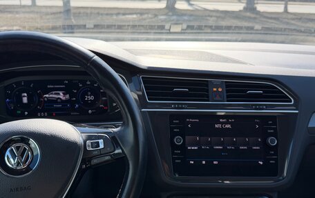 Volkswagen Tiguan II, 2019 год, 2 650 000 рублей, 23 фотография