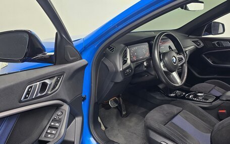 BMW 1 серия, 2020 год, 2 250 000 рублей, 11 фотография