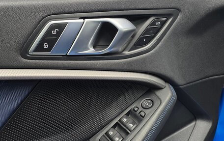 BMW 1 серия, 2020 год, 2 250 000 рублей, 18 фотография