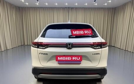 Honda Vezel, 2023 год, 2 000 000 рублей, 4 фотография