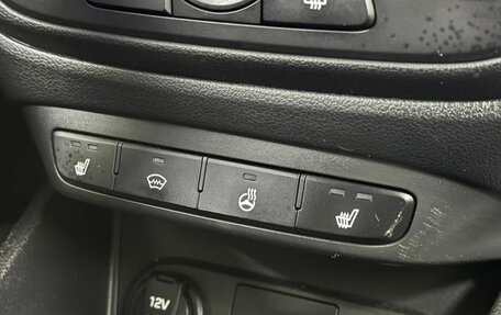 Hyundai Solaris II рестайлинг, 2017 год, 1 369 000 рублей, 12 фотография