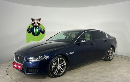 Jaguar XE I рестайлинг, 2016 год, 1 350 000 рублей, 1 фотография