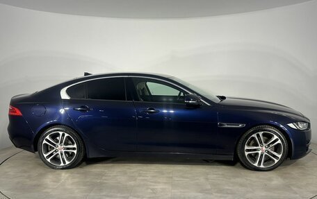 Jaguar XE I рестайлинг, 2016 год, 1 350 000 рублей, 4 фотография
