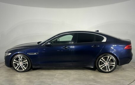 Jaguar XE I рестайлинг, 2016 год, 1 350 000 рублей, 8 фотография