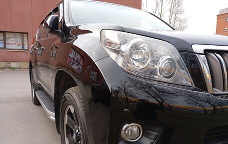 Toyota Land Cruiser Prado 150 рестайлинг 2, 2011 год, 3 500 000 рублей, 5 фотография