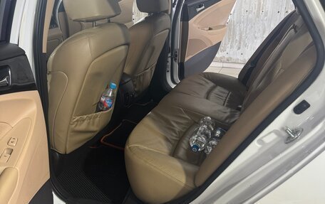 Hyundai Sonata VI, 2012 год, 1 500 000 рублей, 19 фотография