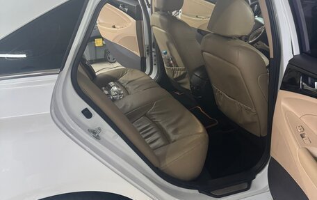 Hyundai Sonata VI, 2012 год, 1 500 000 рублей, 18 фотография