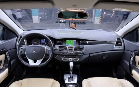 Renault Laguna III рестайлинг, 2013 год, 1 200 000 рублей, 37 фотография