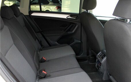 Volkswagen Tiguan II, 2021 год, 2 799 000 рублей, 16 фотография