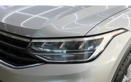 Volkswagen Tiguan II, 2021 год, 2 799 000 рублей, 19 фотография