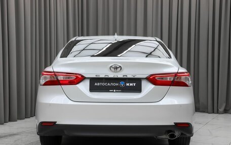 Toyota Camry, 2020 год, 3 270 000 рублей, 5 фотография