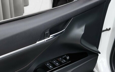 Toyota Camry, 2020 год, 3 270 000 рублей, 16 фотография