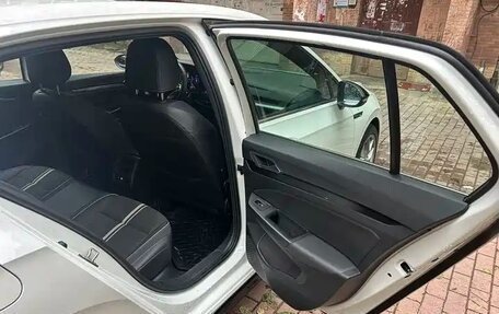 Volkswagen Golf VIII, 2023 год, 2 120 586 рублей, 15 фотография