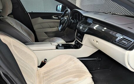 Mercedes-Benz CLS, 2014 год, 2 180 000 рублей, 17 фотография