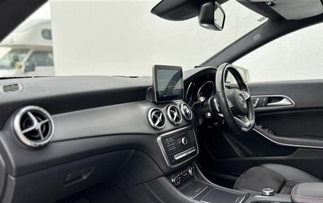 Mercedes-Benz CLA, 2018 год, 1 506 000 рублей, 8 фотография