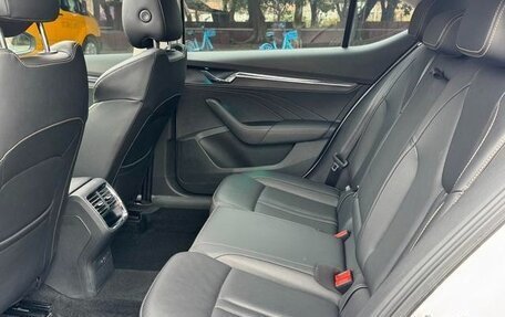 Skoda Octavia IV, 2022 год, 1 812 000 рублей, 18 фотография