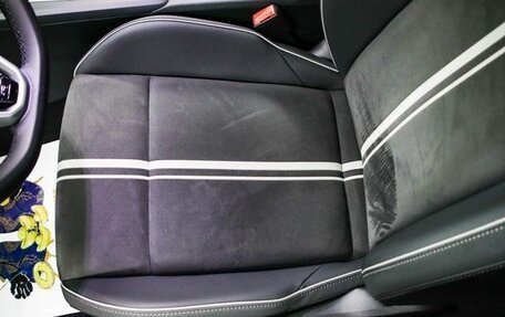 Volkswagen Golf VIII, 2022 год, 1 950 000 рублей, 9 фотография