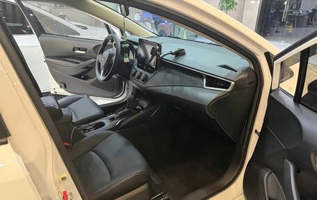 Toyota Corolla, 2021 год, 2 175 000 рублей, 6 фотография