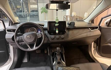 Toyota Corolla, 2021 год, 2 175 000 рублей, 5 фотография