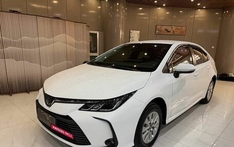 Toyota Corolla, 2021 год, 2 175 000 рублей, 3 фотография