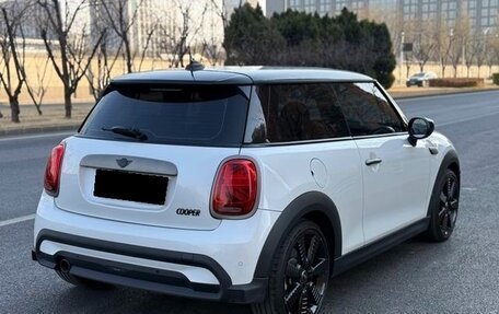 MINI Hatch, 2023 год, 2 268 000 рублей, 4 фотография