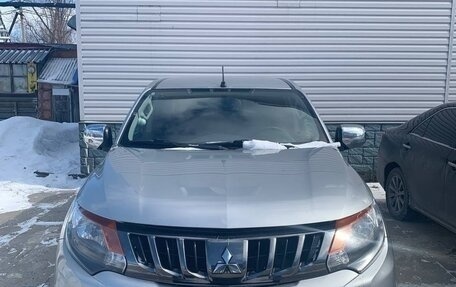 Mitsubishi L200 IV рестайлинг, 2017 год, 1 400 000 рублей, 1 фотография