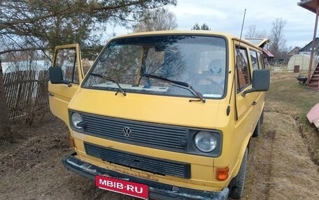 Volkswagen Transporter T3, 1982 год, 335 000 рублей, 1 фотография