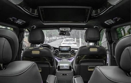 Mercedes-Benz V-Класс, 2023 год, 5 751 000 рублей, 8 фотография