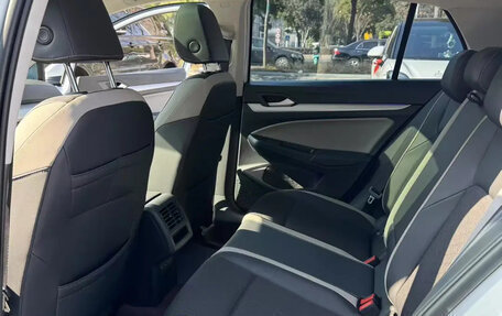 Volkswagen Golf VIII, 2022 год, 1 748 030 рублей, 5 фотография