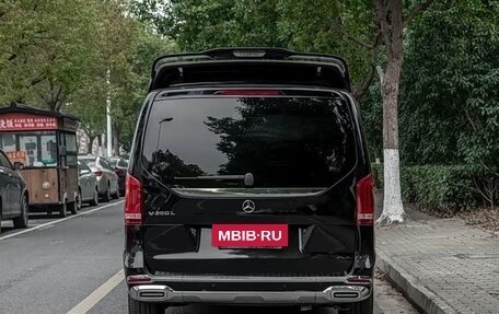 Mercedes-Benz V-Класс, 2023 год, 5 751 000 рублей, 5 фотография