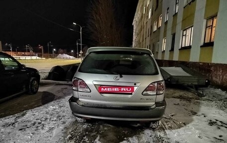 Lexus RX IV рестайлинг, 2001 год, 620 000 рублей, 3 фотография