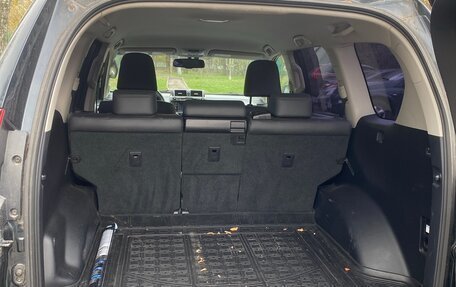 Toyota Land Cruiser Prado 150 рестайлинг 2, 2014 год, 3 400 000 рублей, 7 фотография