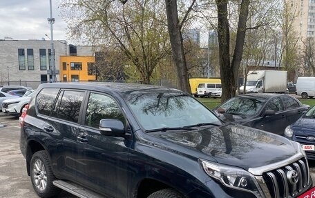 Toyota Land Cruiser Prado 150 рестайлинг 2, 2014 год, 3 400 000 рублей, 3 фотография