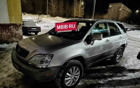 Lexus RX IV рестайлинг, 2001 год, 620 000 рублей, 4 фотография