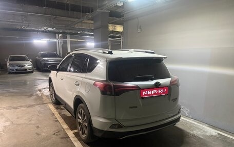 Toyota RAV4, 2016 год, 2 350 000 рублей, 7 фотография