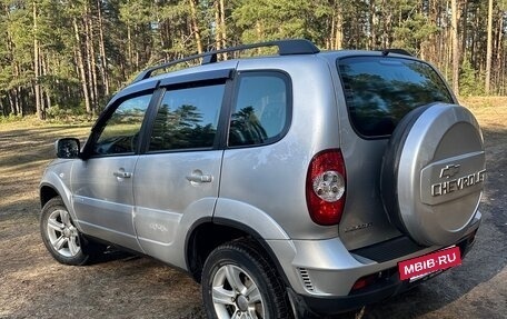 Chevrolet Niva I рестайлинг, 2013 год, 510 000 рублей, 3 фотография